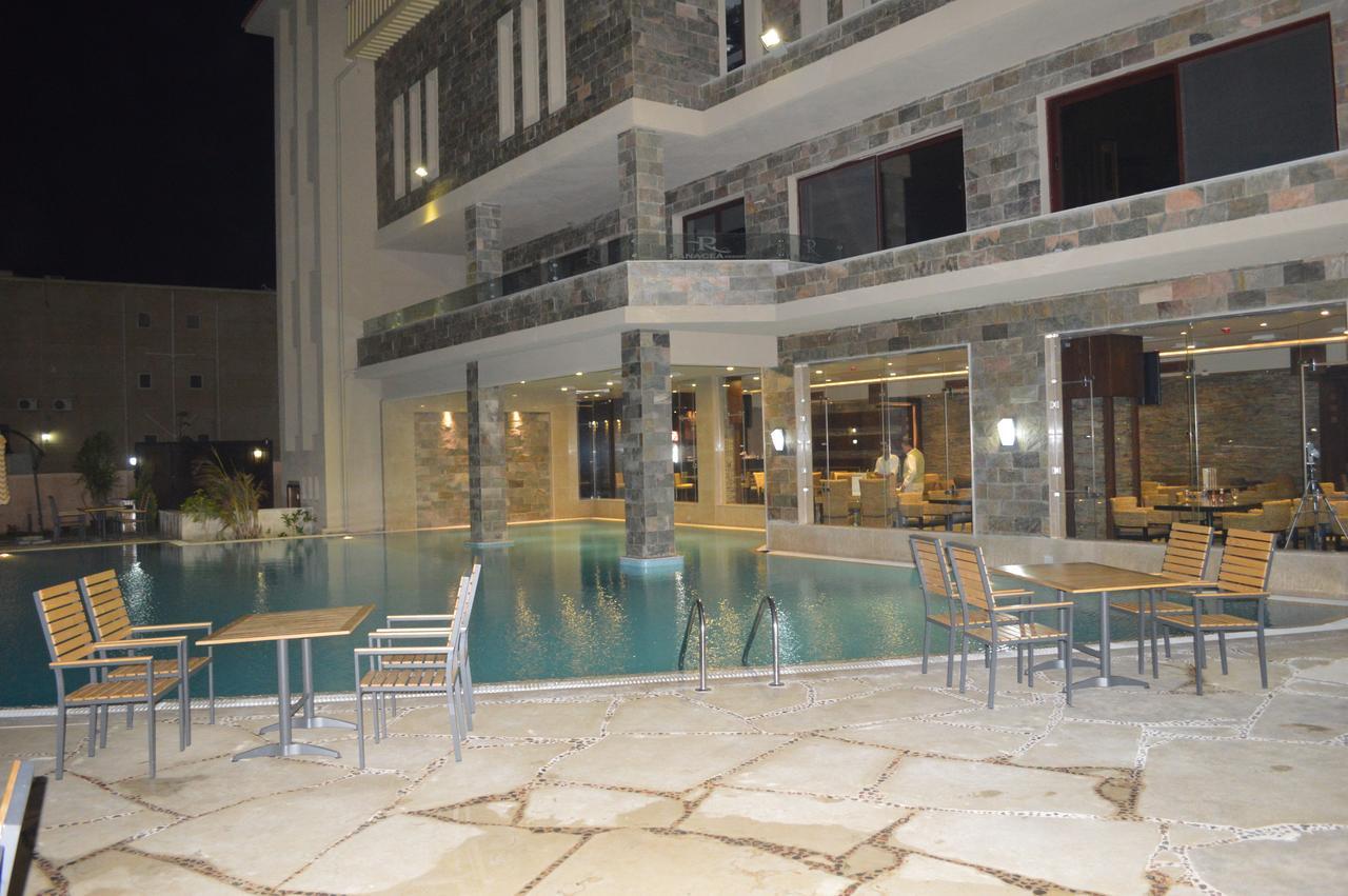 Panacea Suites Hotel Borg El Arab Eksteriør billede